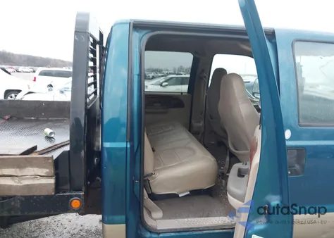 2000 Ford F-250 Lariat/Xl/Xlt из США, поврежденный, VIN 1FTNW21F3YEE40571